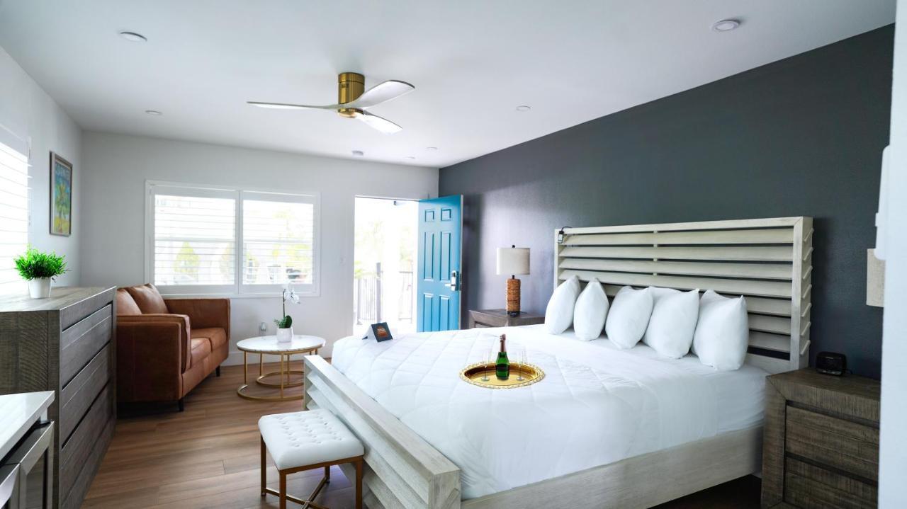 קלירווטר ביץ' Ivory Sands Beach Suites מראה חיצוני תמונה