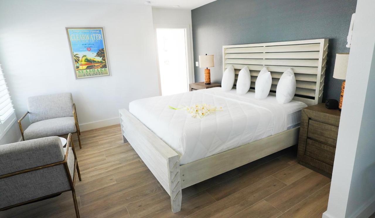 קלירווטר ביץ' Ivory Sands Beach Suites מראה חיצוני תמונה