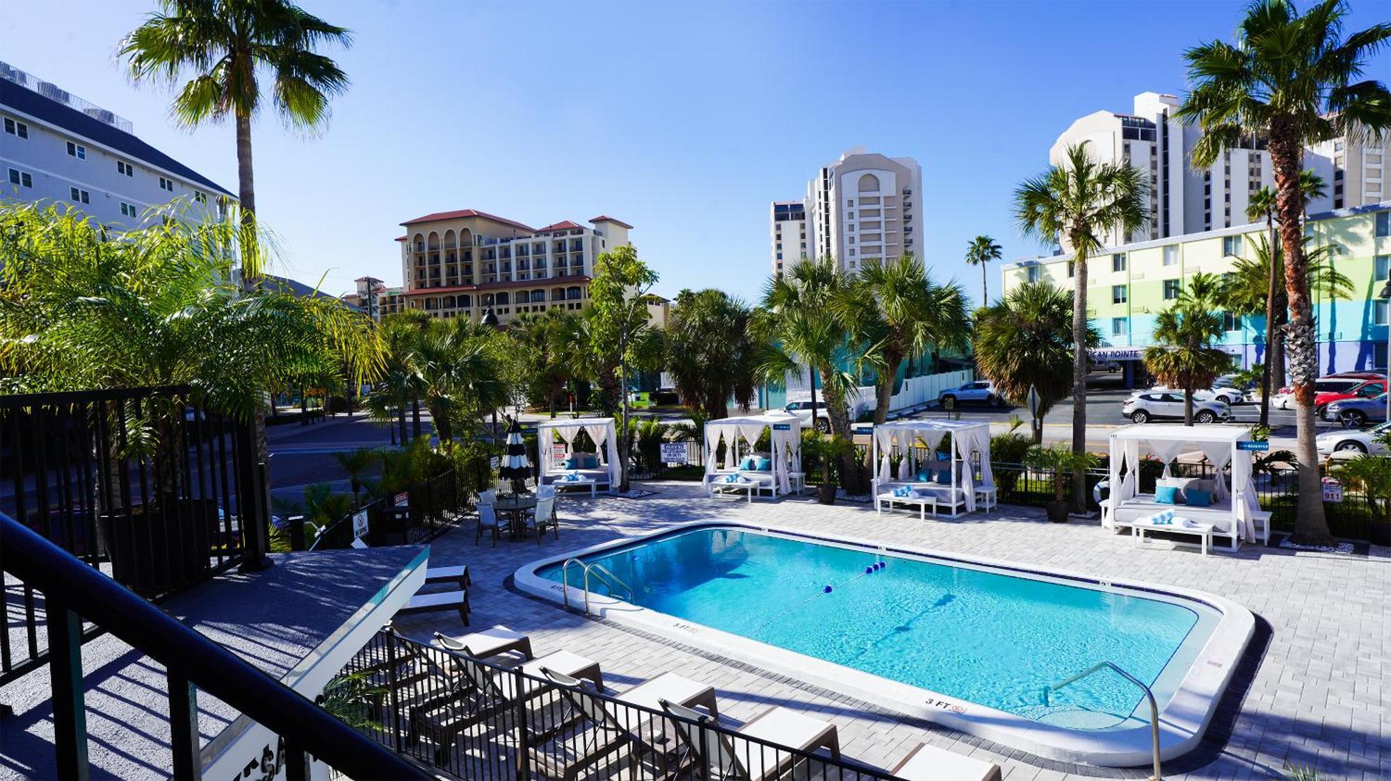 קלירווטר ביץ' Ivory Sands Beach Suites מראה חיצוני תמונה