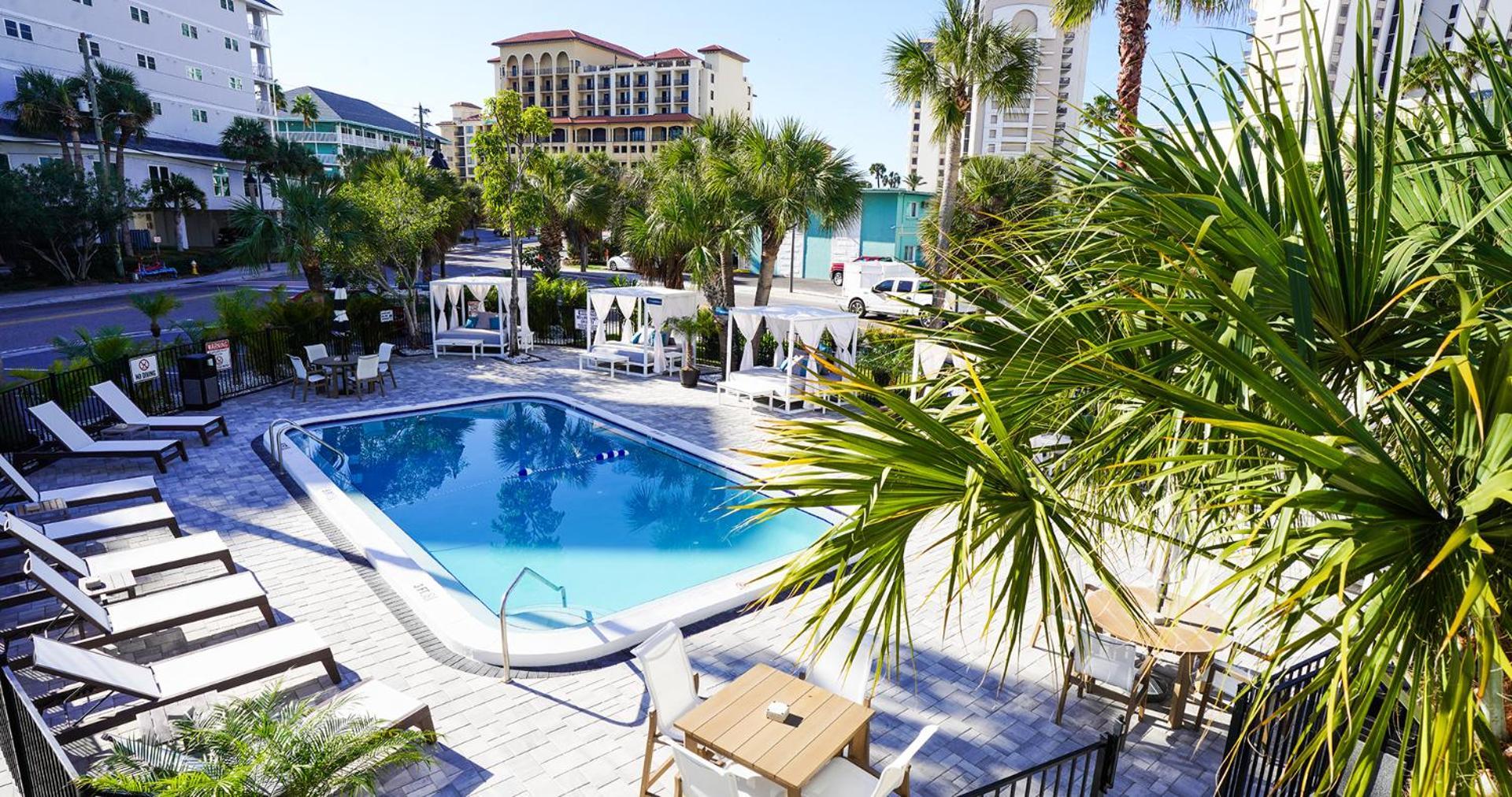 קלירווטר ביץ' Ivory Sands Beach Suites מראה חיצוני תמונה