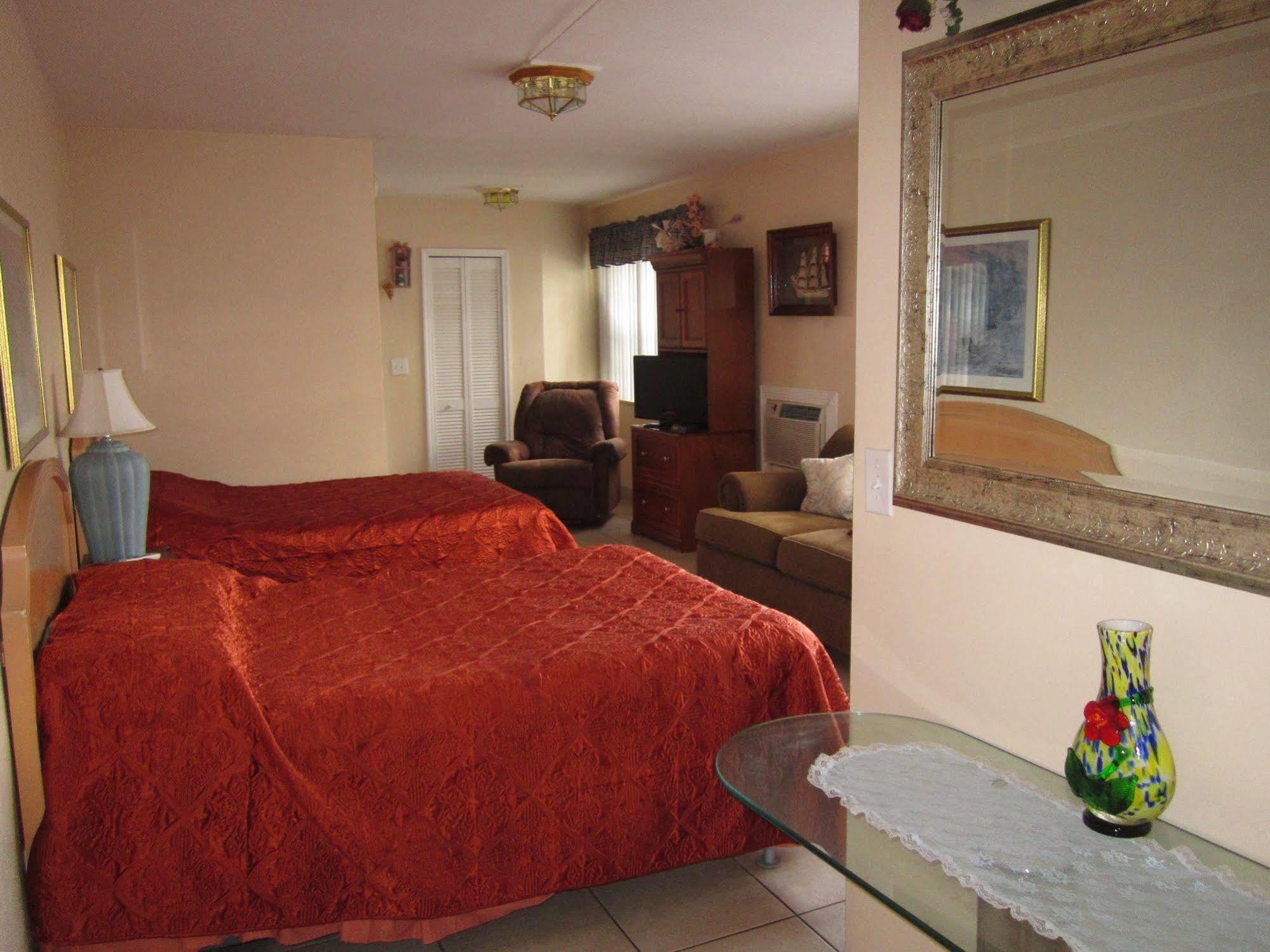 קלירווטר ביץ' Ivory Sands Beach Suites מראה חיצוני תמונה