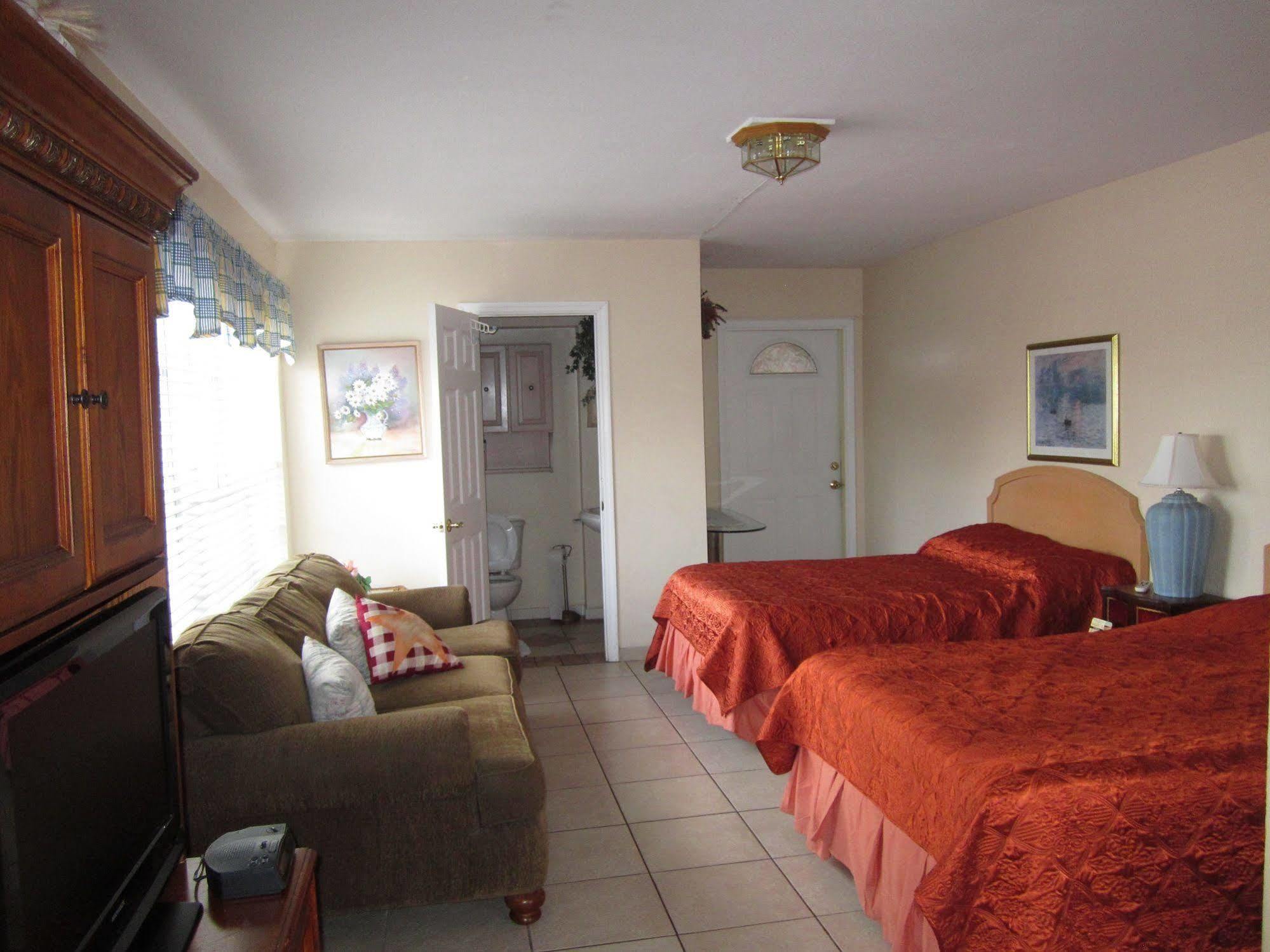 קלירווטר ביץ' Ivory Sands Beach Suites מראה חיצוני תמונה